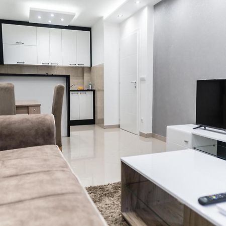 Bella Apartmani Jagodina Buitenkant foto