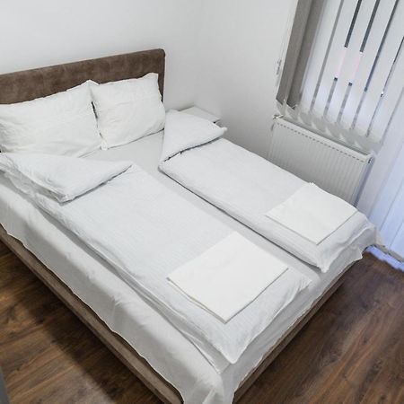Bella Apartmani Jagodina Buitenkant foto