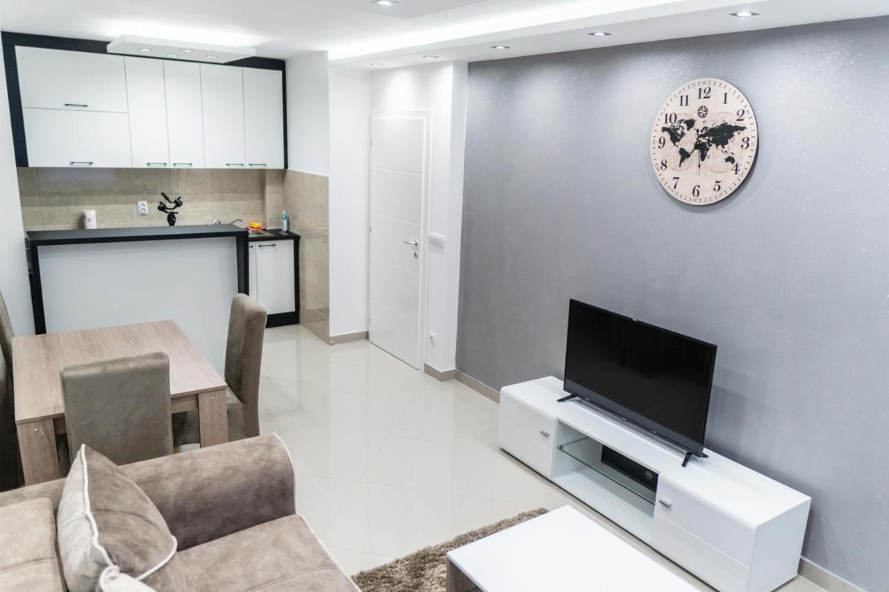 Bella Apartmani Jagodina Buitenkant foto