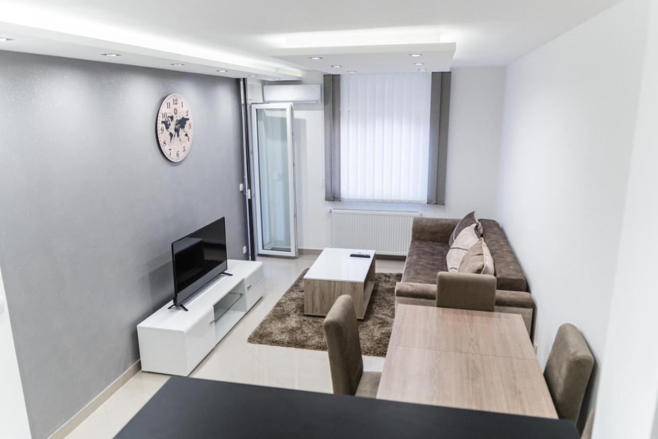 Bella Apartmani Jagodina Buitenkant foto