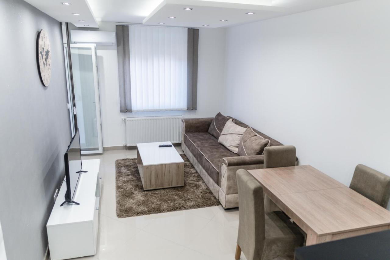 Bella Apartmani Jagodina Buitenkant foto
